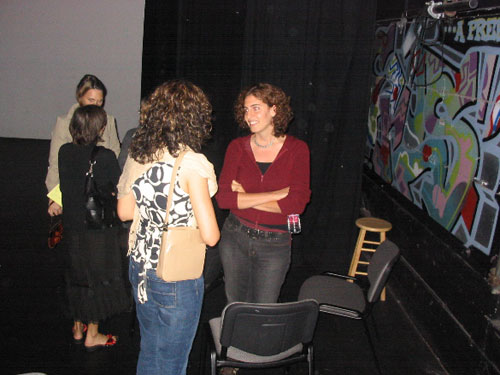 Filmmaker Annemarie Jacir speaks with an audience member